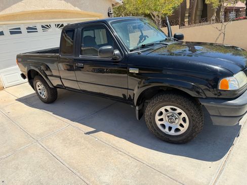 Used 2002 MAZDA B-Series Pickup 2WD Cab Plus B3000 image 4