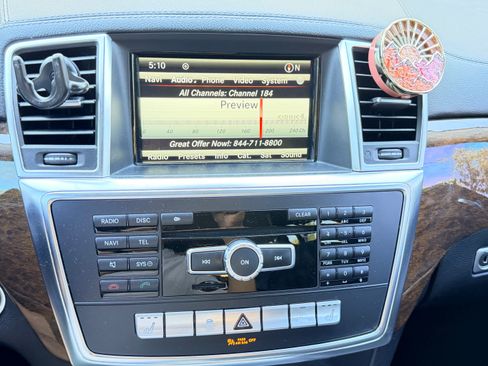 Used 2014 Mercedes-Benz GL 350 BlueTEC 4MATIC image 25