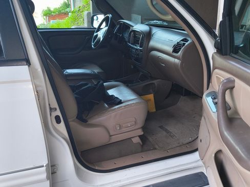 Used 2001 Toyota Sequoia Limited image 15