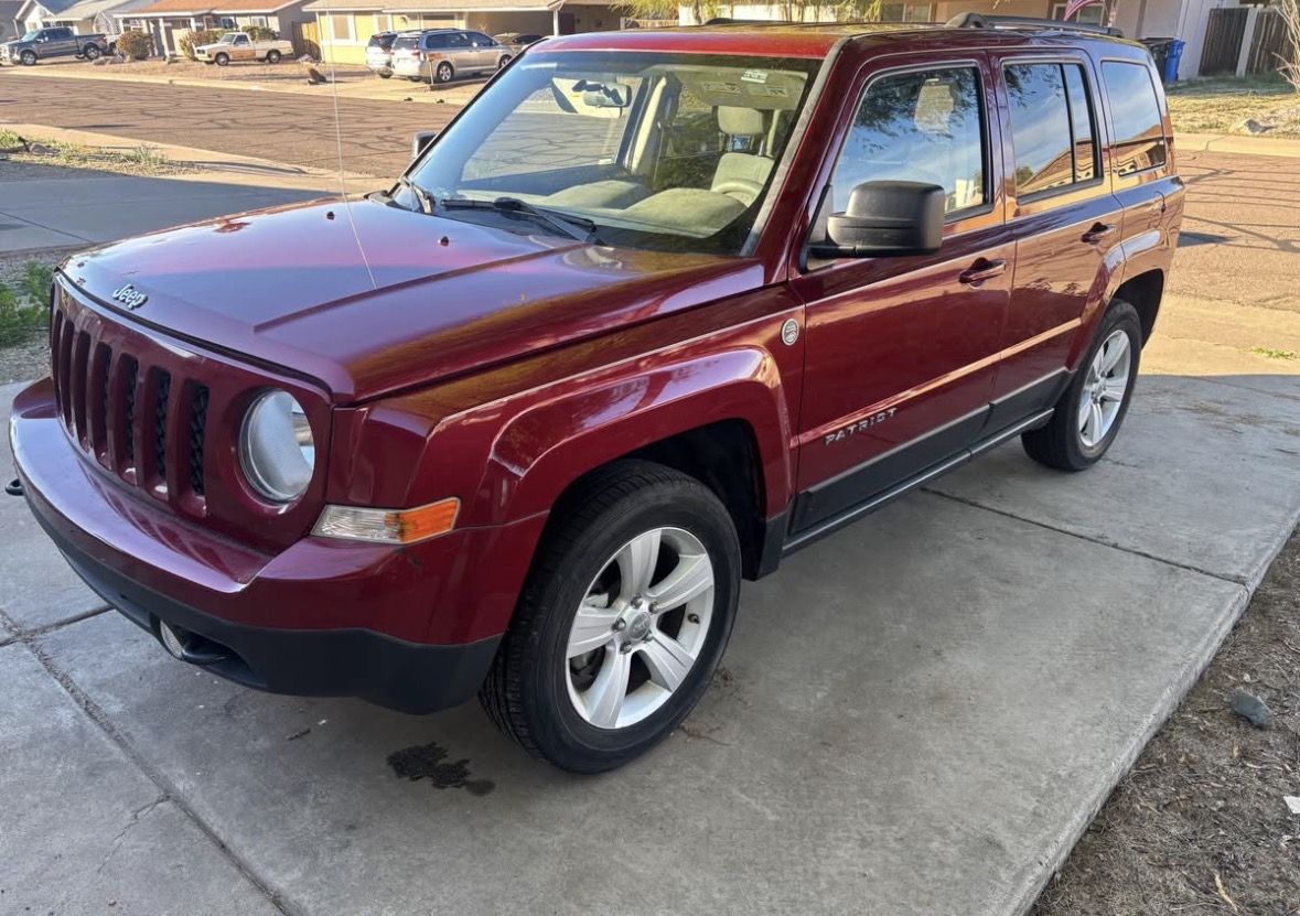 Used 2012 Jeep Patriot Sport w/ PWR Value Group AWD/4WD image 1
