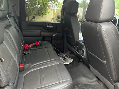 Used 2022 GMC Sierra 3500 Denali w/ Denali Black Diamond Edition image 16