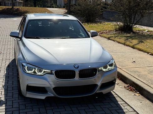 Used 2017 BMW 340i Sedan image 13