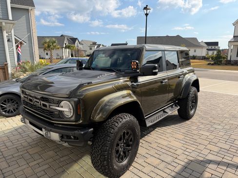 Used 2025 Ford Bronco Raptor image 6