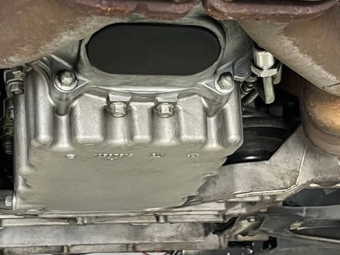 Used 2005 Cadillac XLR image 31