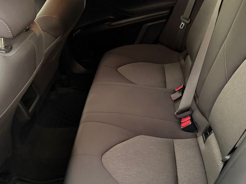 Used 2022 Toyota Camry LE image 11