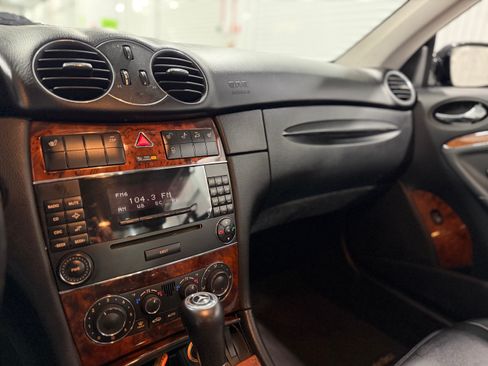 Used 2006 Mercedes-Benz CLK 350 Coupe image 13