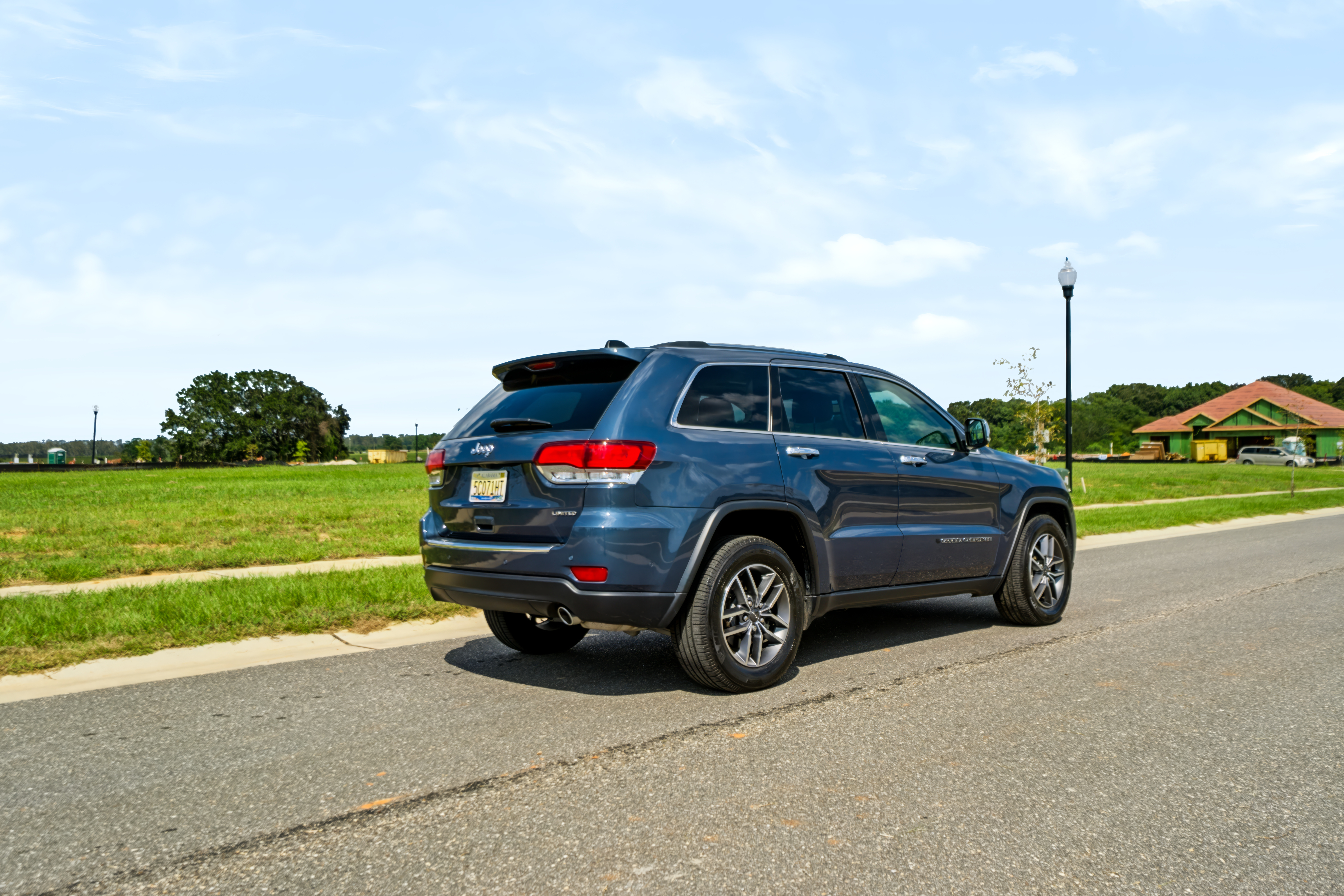 Used 2021 Jeep Grand Cherokee Limited RWD image 11