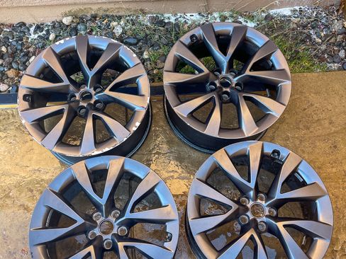 Used 2022 Tesla Model X Plaid image 20