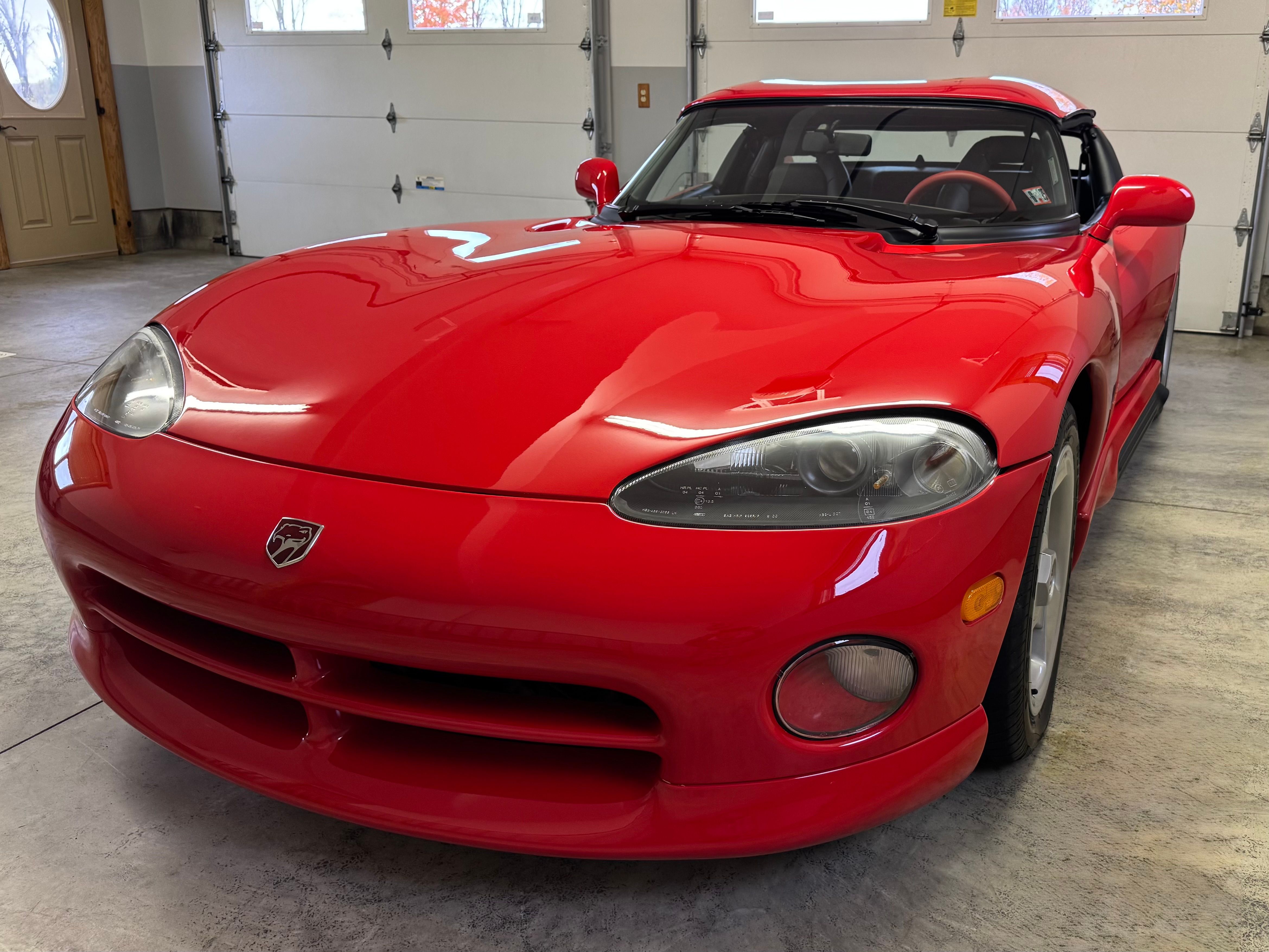 Used 1994 Dodge Viper RT/10 RWD image 8