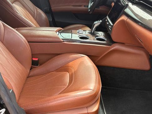 Used 2021 Maserati Quattroporte S GranLusso RWD image 21