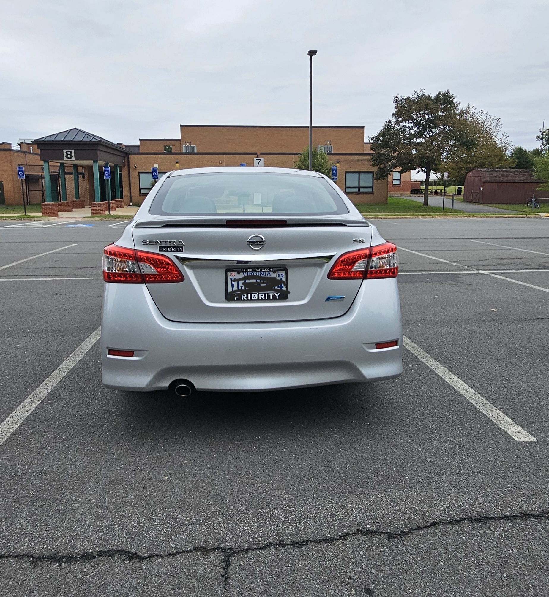 Used 2014 Nissan Sentra SR FWD image 11