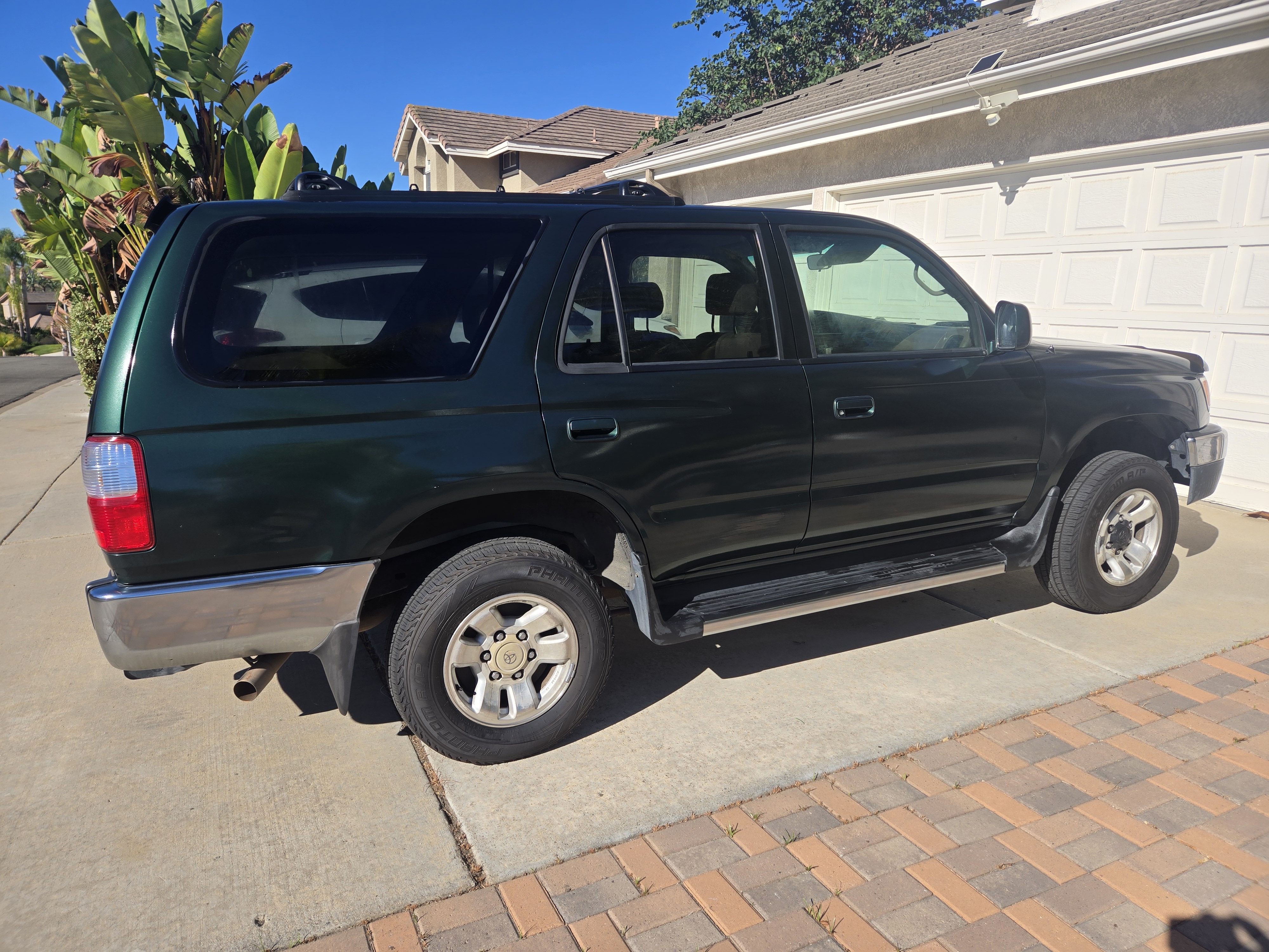 Used 2002 Toyota 4Runner SR5 RWD image 15