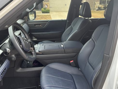 Used 2026 INFINITI QX80 4WD w/ Sport Exterior Package image 6