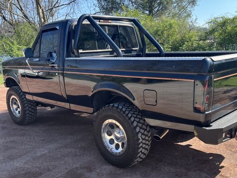Used 1995 Ford F150 4x4 Regular Cab image 4