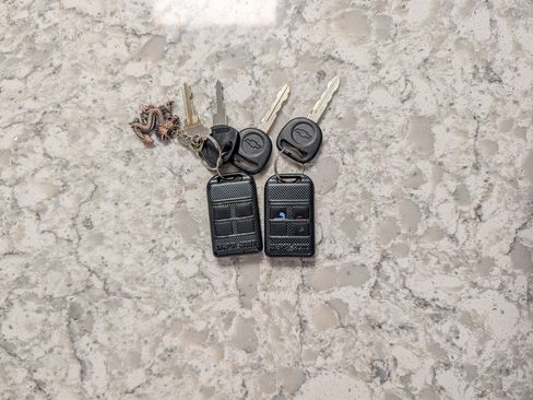 Used 2005 Chevrolet Tahoe Z71 w/ Preferred Equipment Group image 9