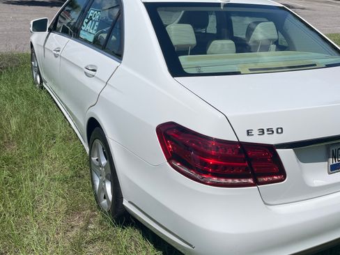 Used 2014 Mercedes-Benz E 350 4MATIC Sedan image 6