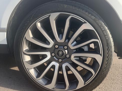 Used 2021 Land Rover Range Rover P525 Westminster Edition image 17