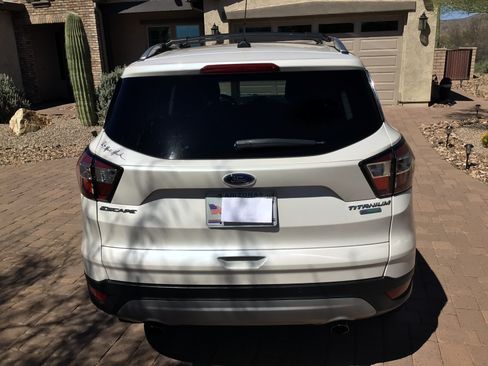 Used 2018 Ford Escape Titanium w/ Ford Safe & Smart Package image 4