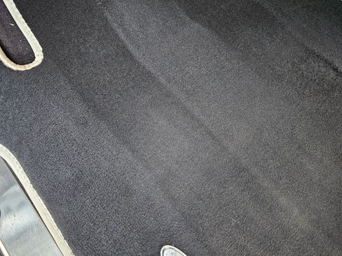 Used 2014 Mercedes-Benz G 63 AMG 4MATIC image 26