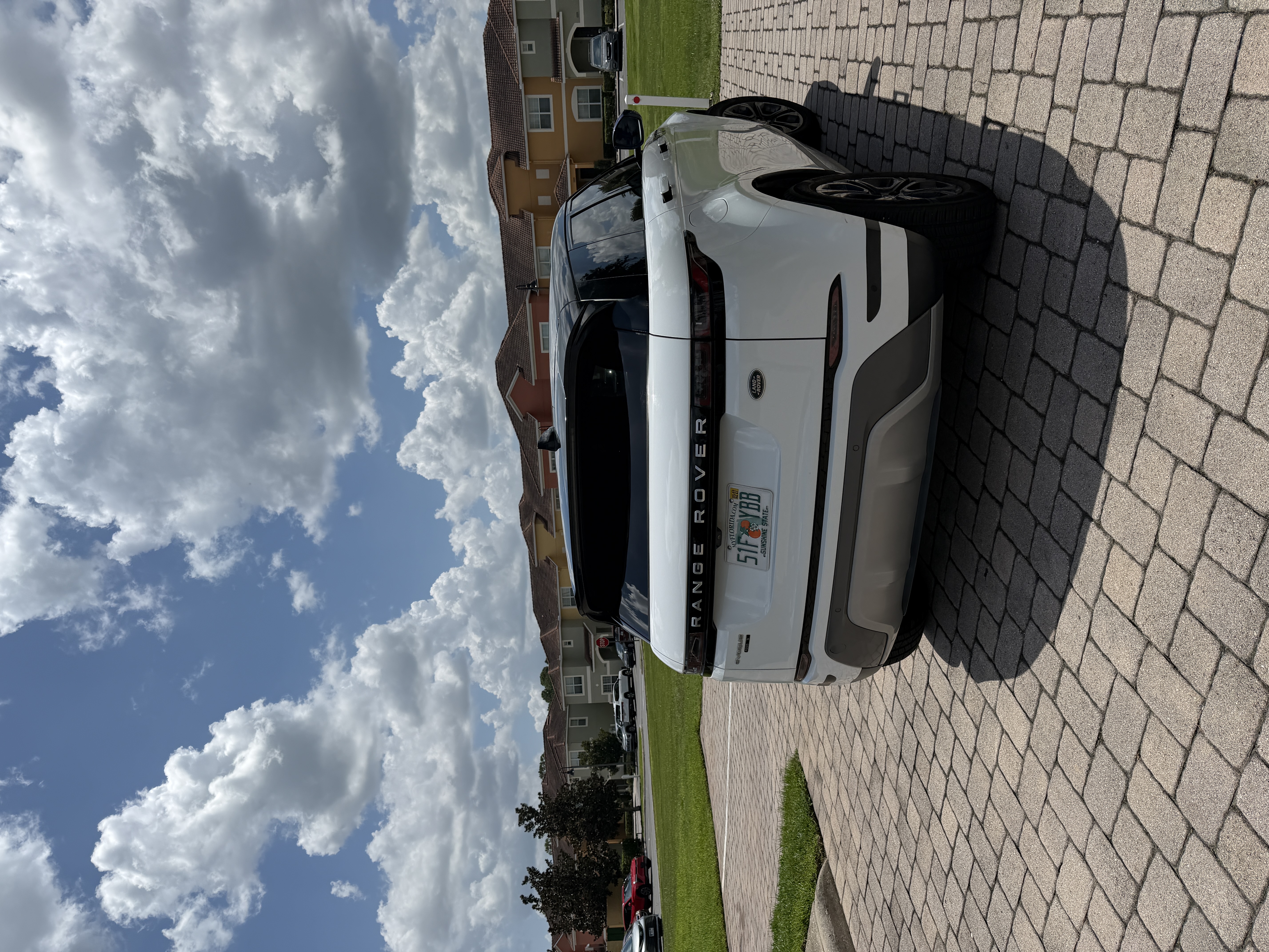 Used 2020 Land Rover Range Rover Evoque S AWD/4WD image 14