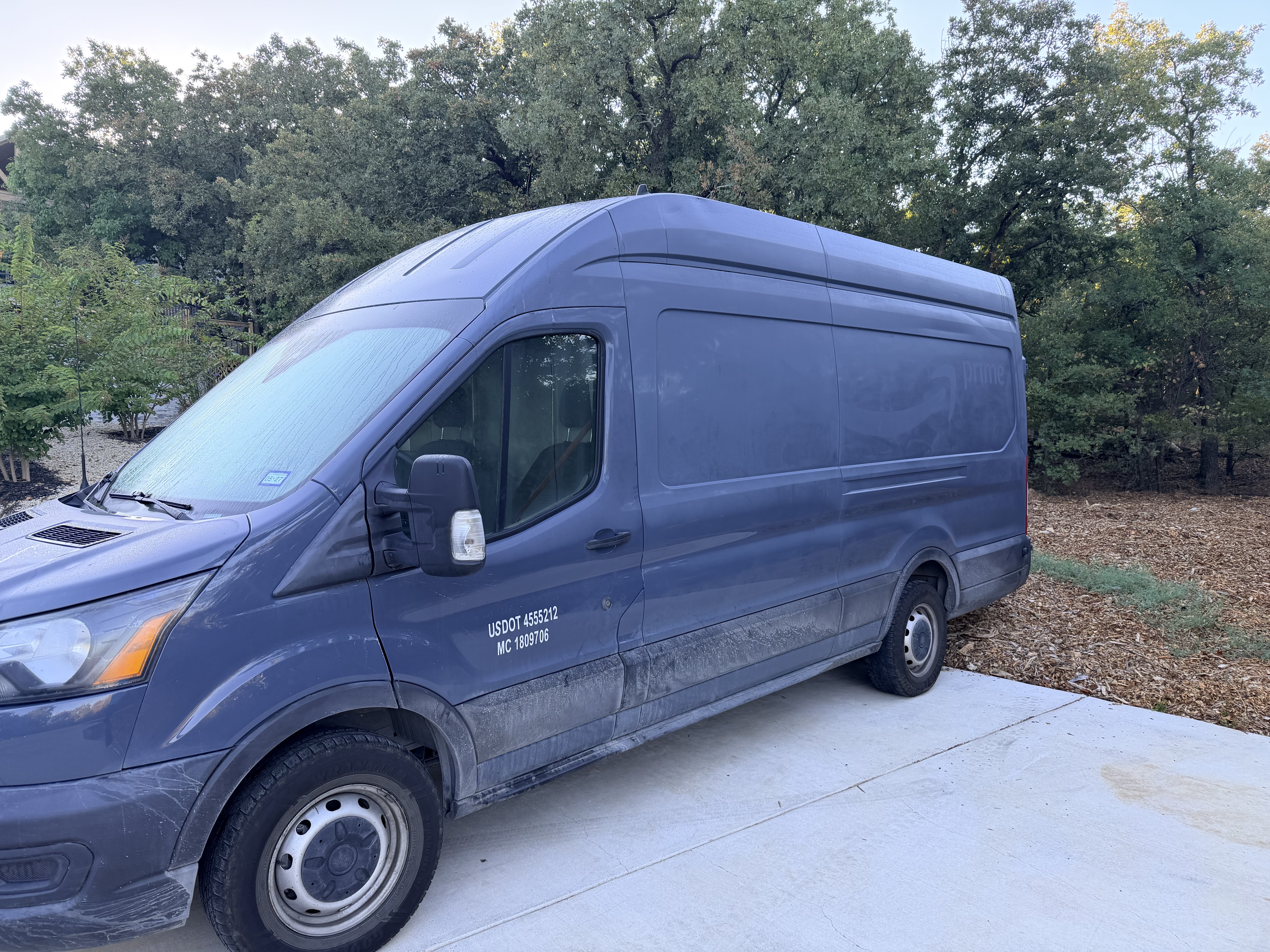 Used 2021 Ford Transit 250 148 High Roof Extended w/ Parcel Delivery Package RWD image 1