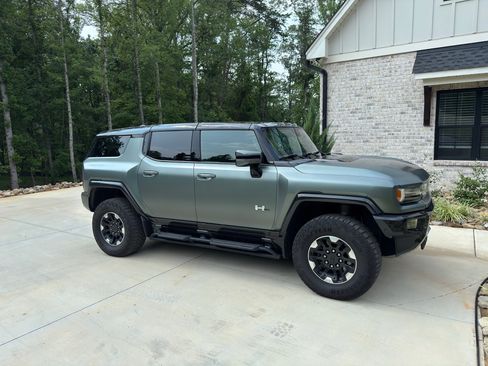 Used 2024 GMC Hummer EV 3X w/ Extreme Off-Road Package AWD/4WD image 10