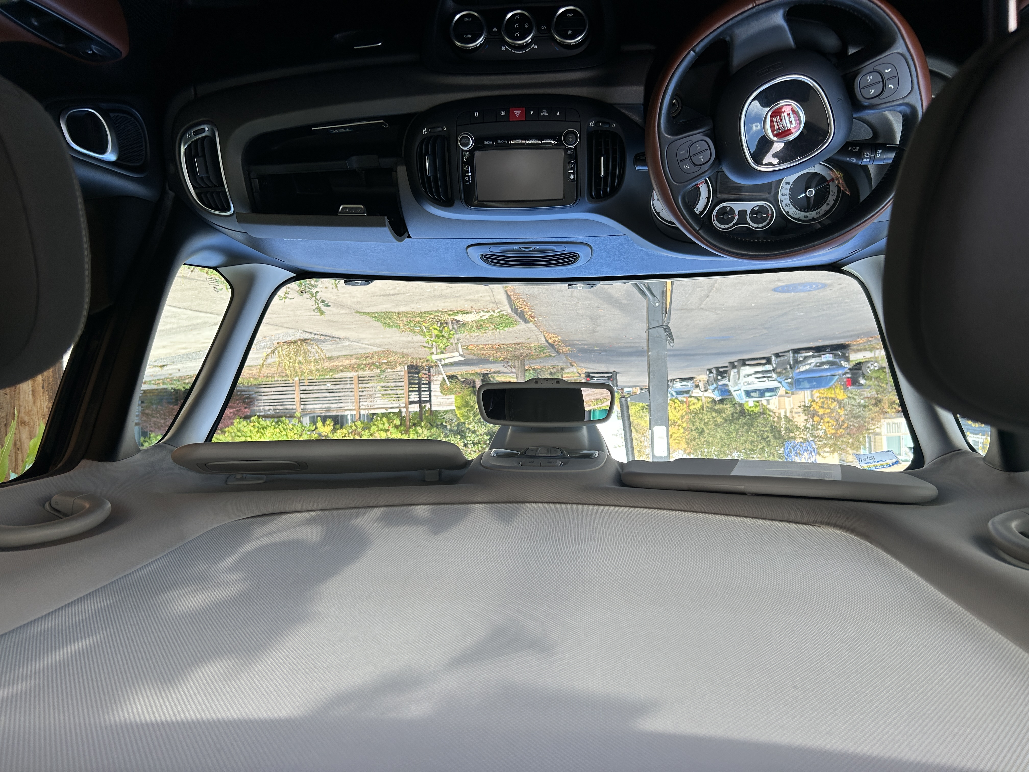 Used 2015 FIAT 500L Trekking FWD image 8