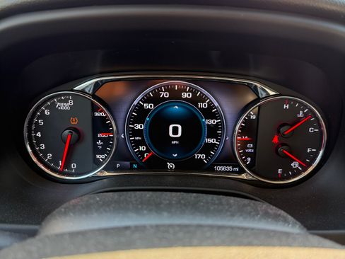 Used 2018 GMC Acadia Denali w/ LPO, Cargo Package AWD/4WD image 18