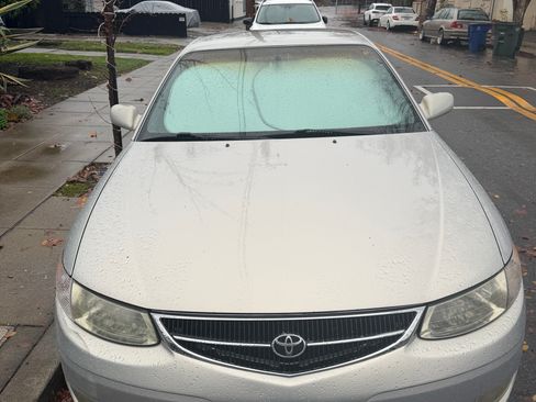 Used 1999 Toyota Solara SE image 2