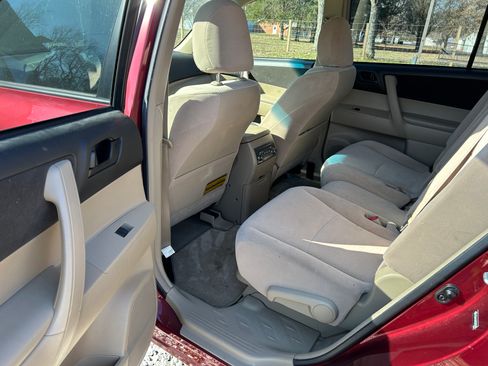 Used 2009 Toyota Highlander 2WD image 10