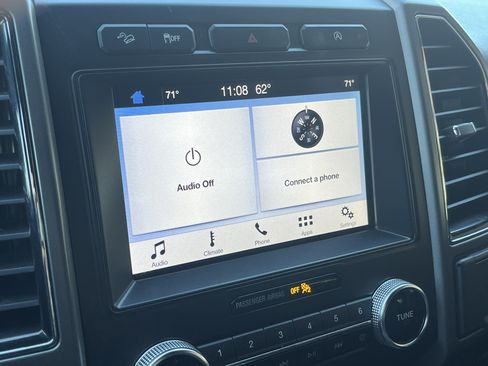 Used 2019 Ford Expedition XLT w/ Equipment Group 201A image 10