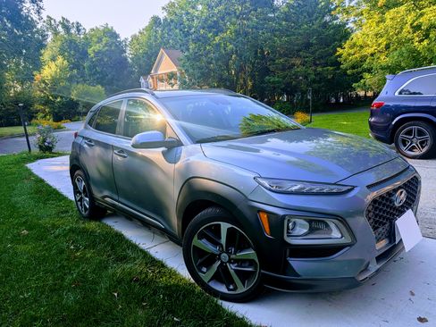 Used 2021 Hyundai Kona Limited w/ Cargo Package AWD/4WD image 6