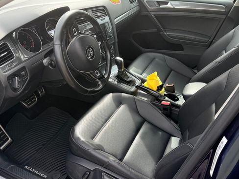 Used 2017 Volkswagen Golf Alltrack SE AWD/4WD image 14