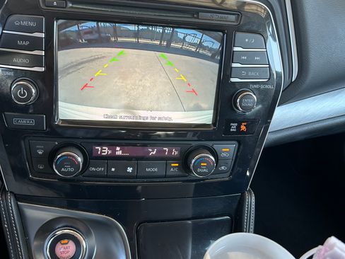 Used 2017 Nissan Maxima 3.5 SL FWD image 16