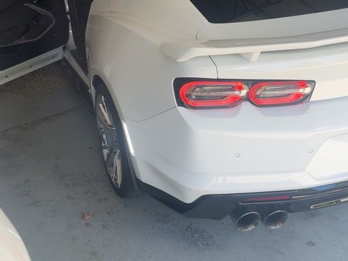 Used 2023 Chevrolet Camaro ZL1 RWD image 5