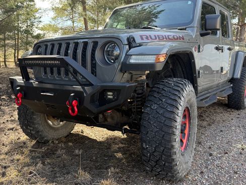 Used 2021 Jeep Gladiator Rubicon image 4