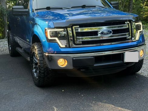 Used 2014 Ford F150 XLT w/ Trailer Tow Package AWD/4WD image 2