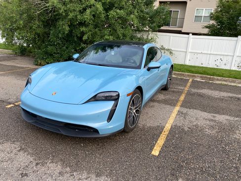 Used 2020 Porsche Taycan 4S AWD/4WD image 2