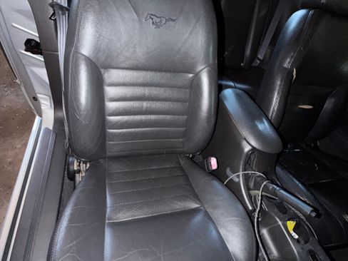 Used 2004 Ford Mustang GT RWD image 17