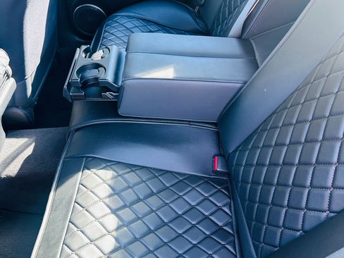 Used 2006 Acura RL image 10