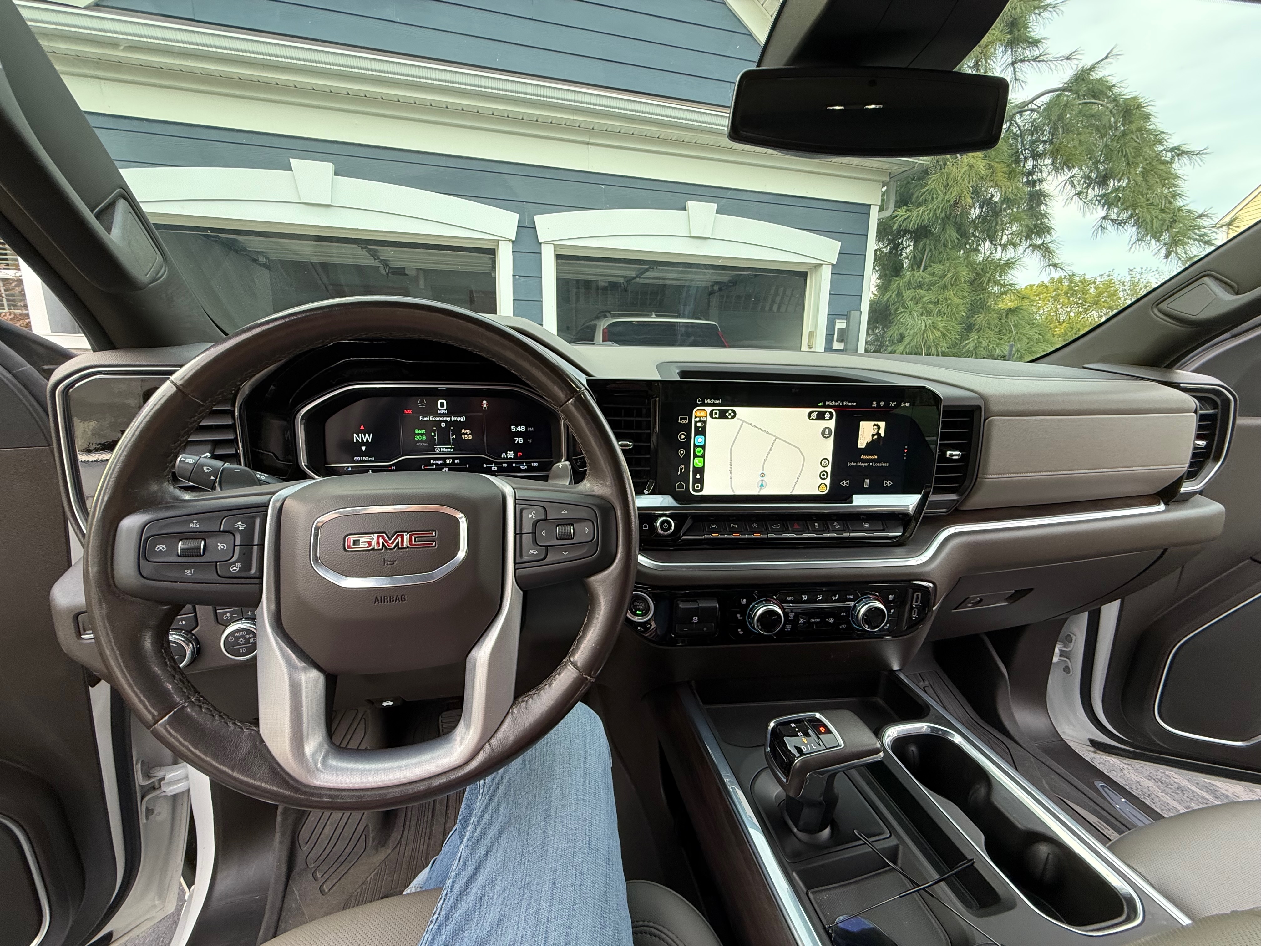 Used 2022 GMC Sierra 1500 SLT w/ SLT Premium Plus Package AWD/4WD image 13