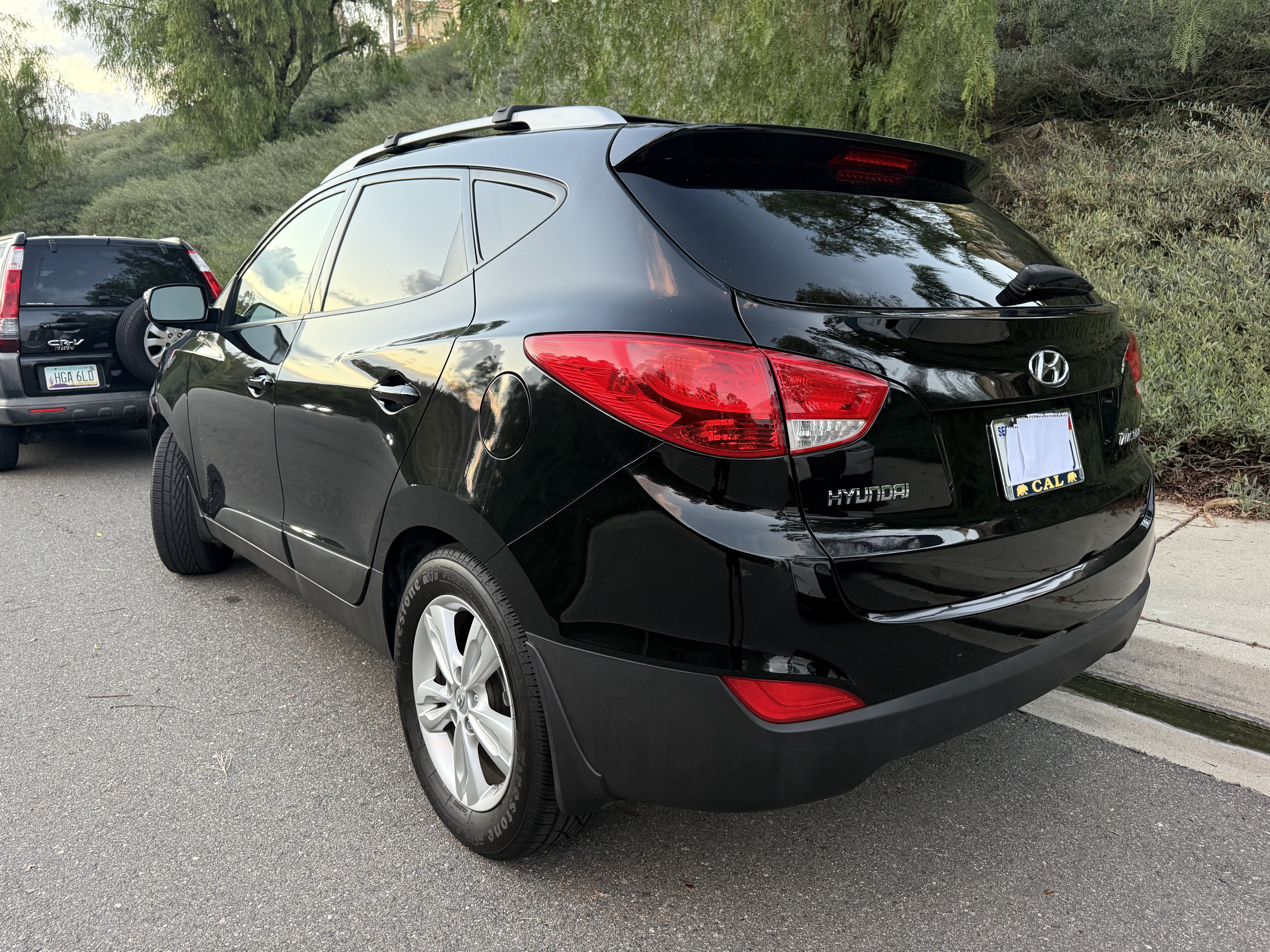 Used 2012 Hyundai Tucson GLS FWD image 2