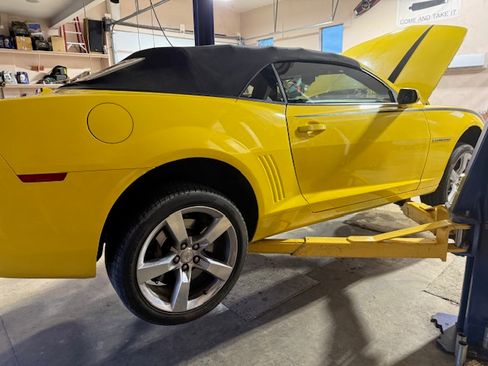 Used 2011 Chevrolet Camaro SS w/ RS Package image 18