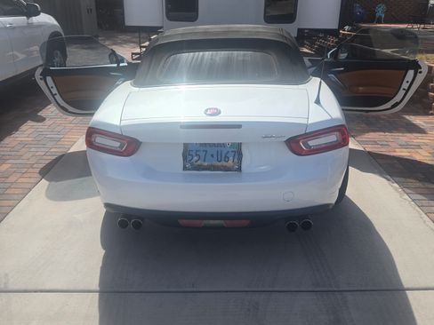 Used 2017 FIAT 124 Spider Lusso image 9