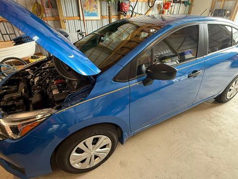 Used 2024 Nissan Versa S FWD image 8