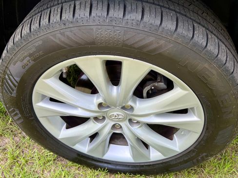 Used 2014 Toyota RAV4 Limited FWD image 18