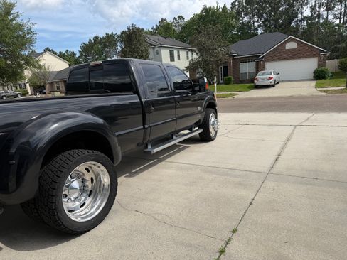 Used 2015 Ford F350 King Ranch w/ King Ranch w/Chrome Package image 14