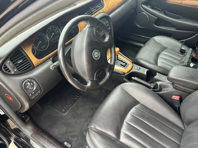 Used 2002 Jaguar X-TYPE 3.0 AWD/4WD image 8