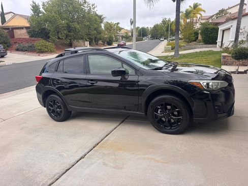 Used 2018 Subaru Crosstrek 2.0i Premium w/ Eyesight System AWD/4WD image 4