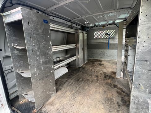 Used 2013 Ford E-150 and Econoline 150 RWD image 12